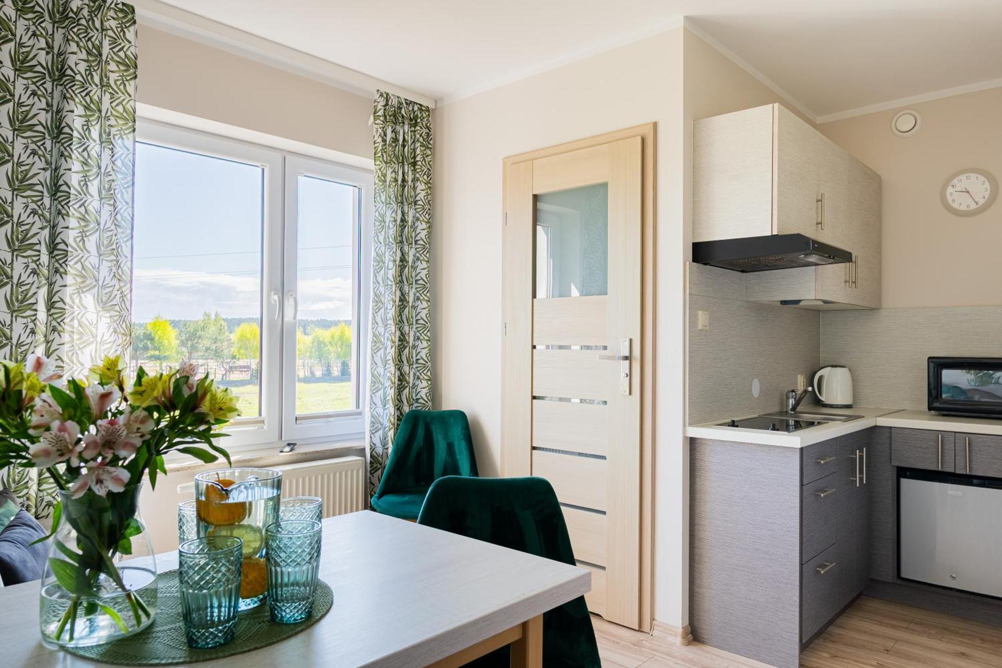 Barka - Apartamenty Premium Oraz Pokoje Blisko Plazy Karwia Eksteriør bilde